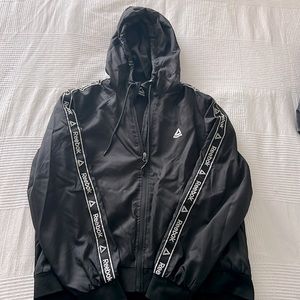Reebok rain jacket XL